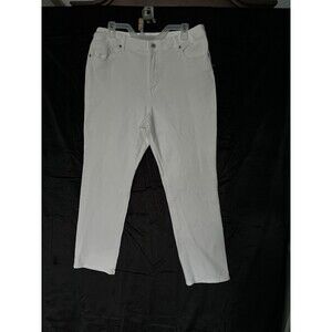 Chico’s White Denim Straight Leg Jeans, Zip Up,  5 Pockets Size 2.5 Short (L)